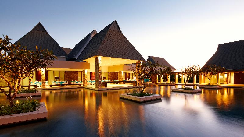 INTERCONTINENTAL FIJI GOLF RESORT & SPA